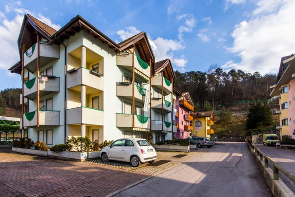 Apart Erica Comano Terme Kültér fotó